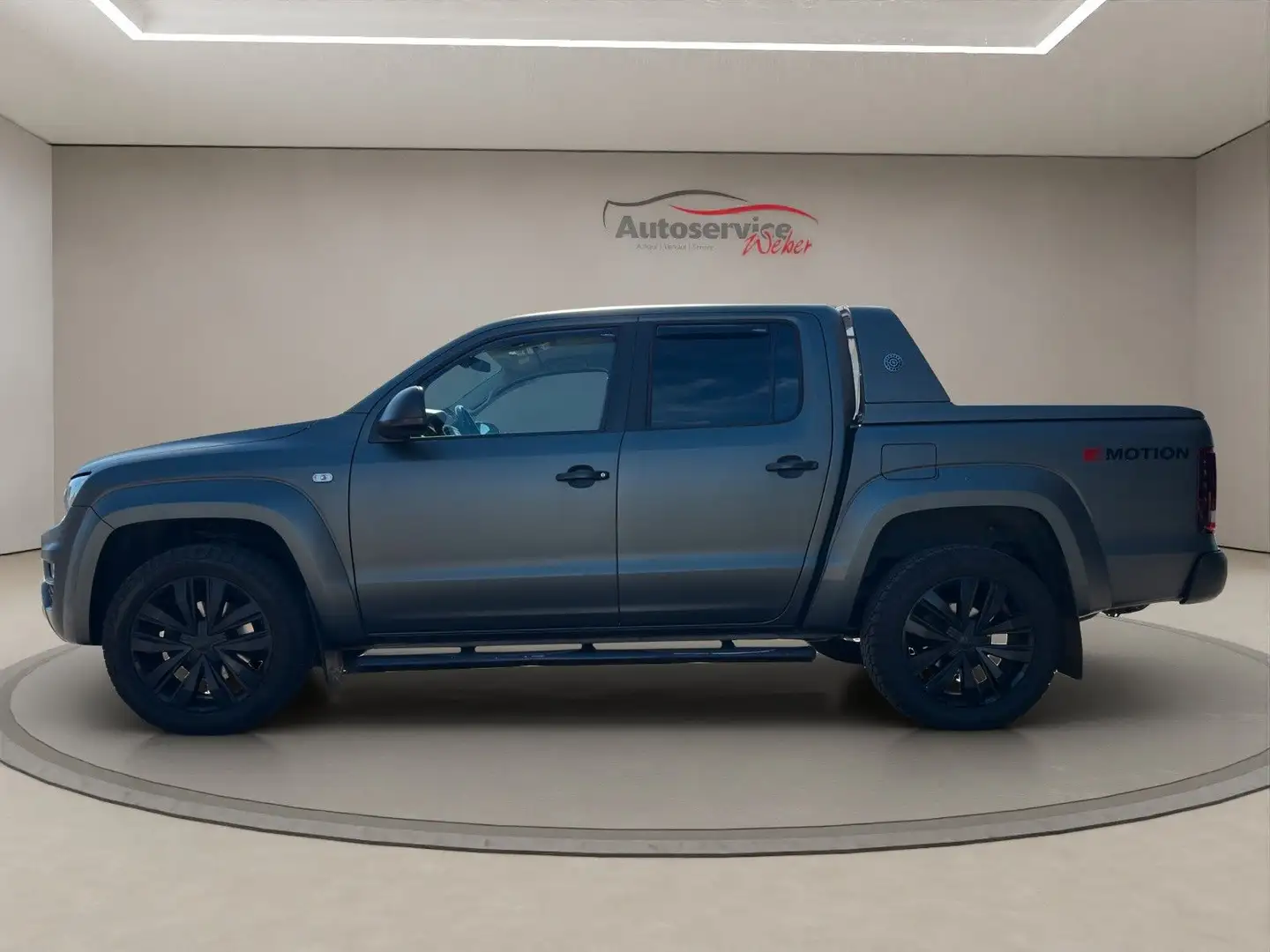 Volkswagen Amarok Aventura DoubleCab 4Motion LED Gris - 2