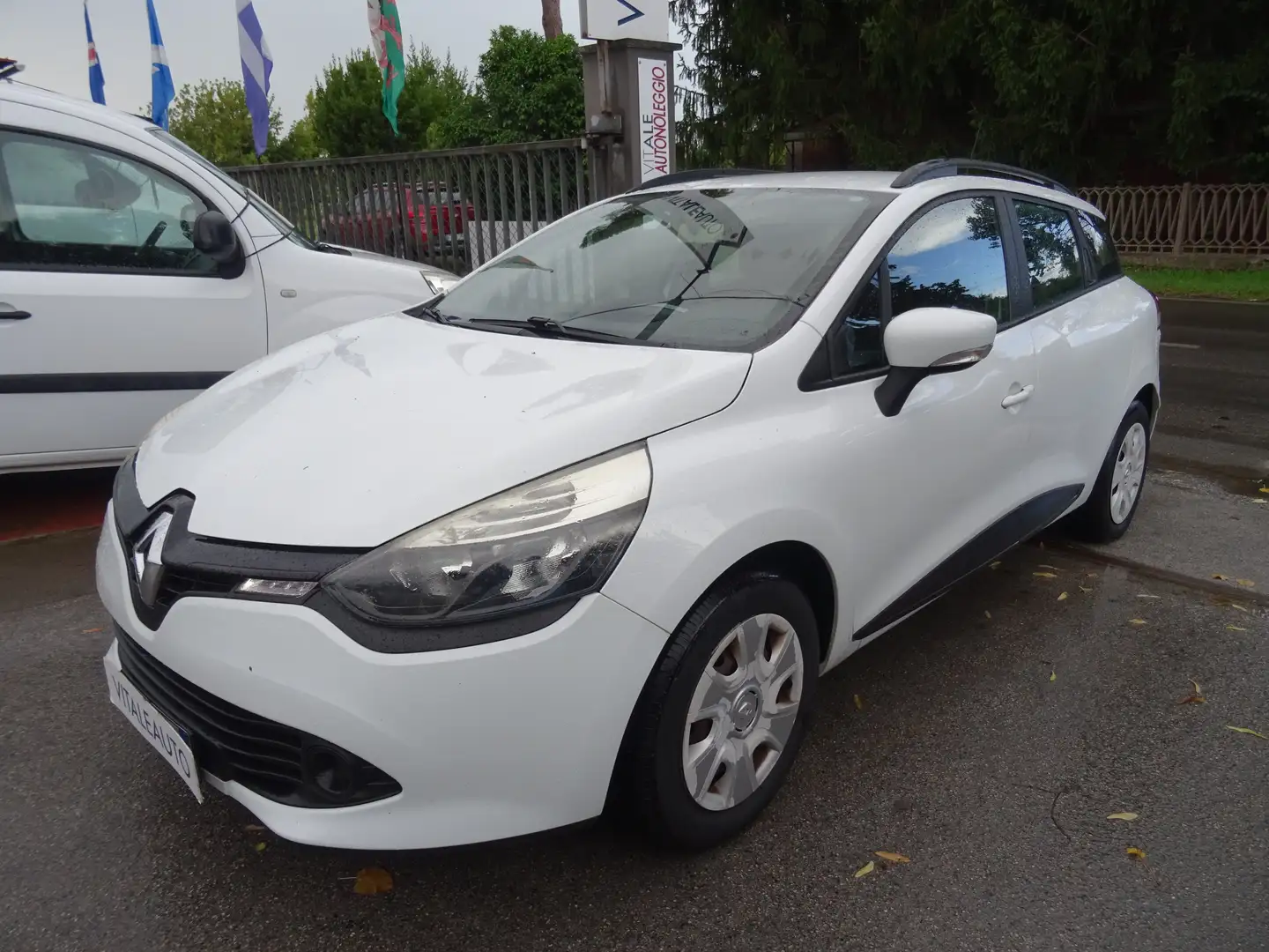 Renault Clio SW Sporter 1.2 Wave 75cv OK NEOPATENTATI Bianco - 1
