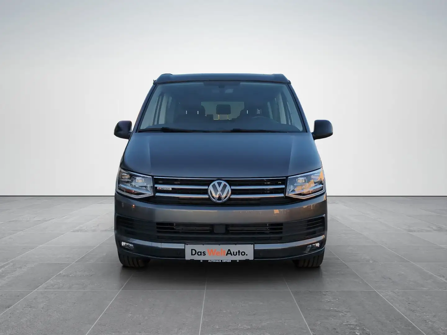 Volkswagen T6 California VW T6 California Beach Edition TDI 4MOTION Grau - 2