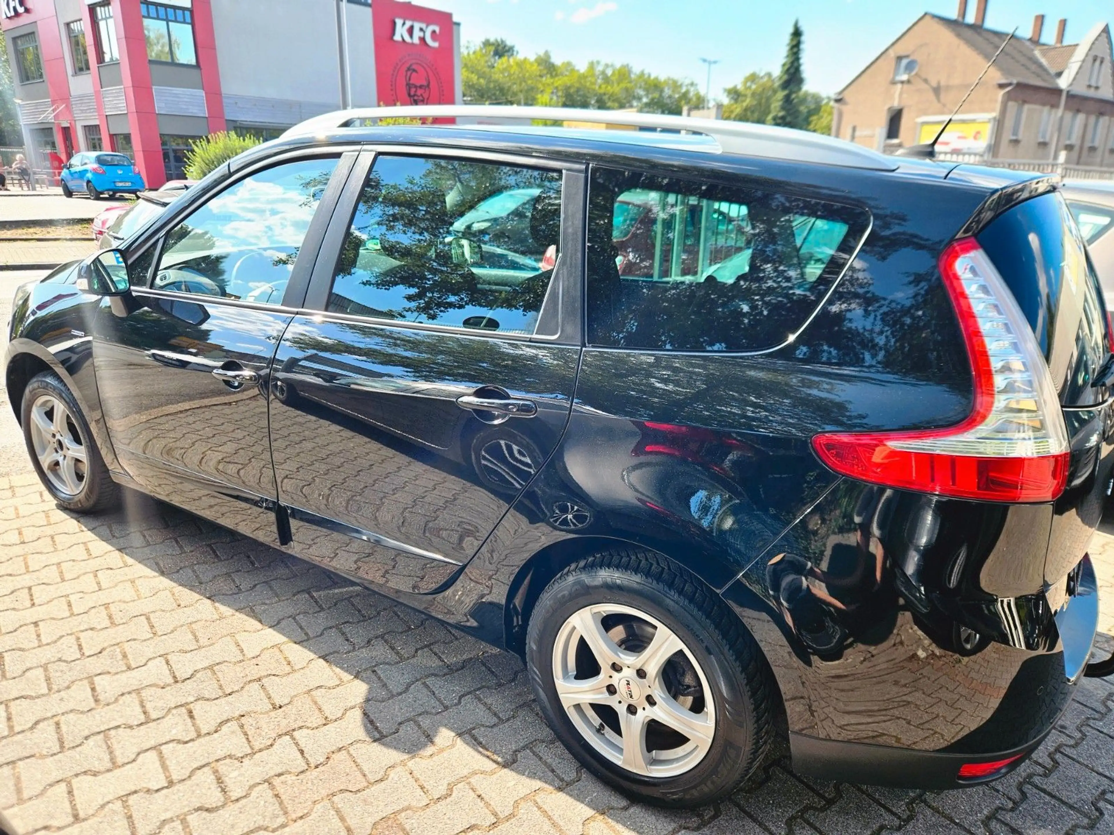 Renault Scenic III Grand Limited — photo 3