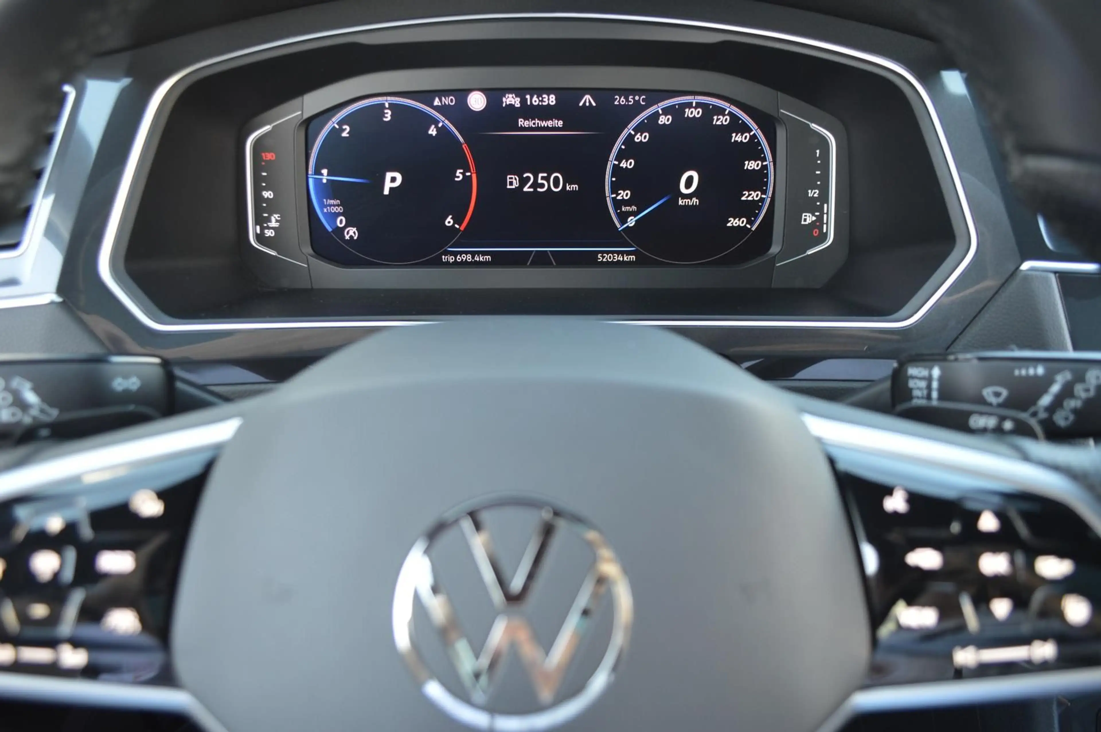 Volkswagen Tiguan Allspace R-Line 4M*Virtual*HUD*360*Navi* — photo 15