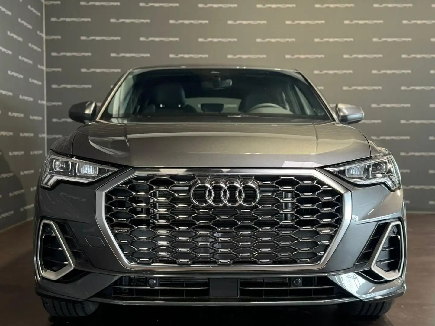 Audi Q3 SPB 35 TDI S tronic S line edition Gris - 2