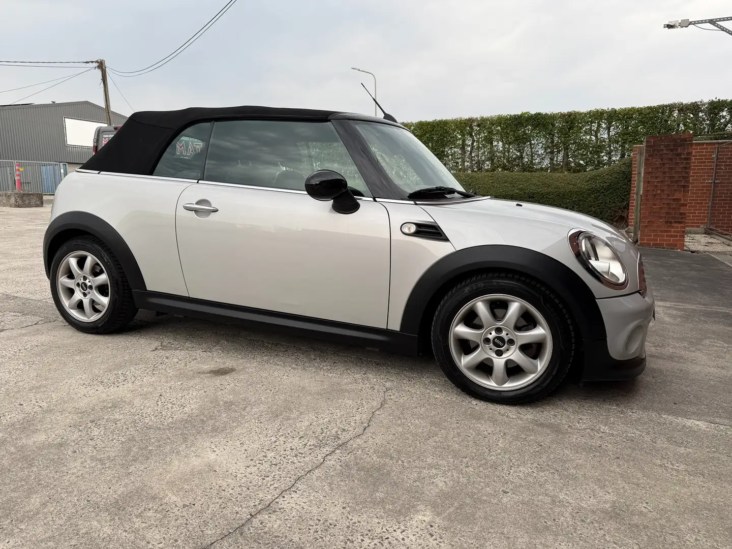 MINI Cooper D Cabrio Mini Cabriolet 1.6 D Cooper DPF Срібний - 1