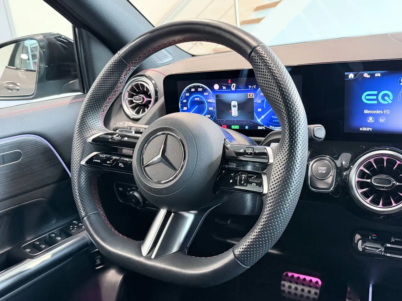 Mercedes-Benz EQA + AMG Night Pack, 360 Camera, 20 Inch Alu, Advance, миниатюра 10