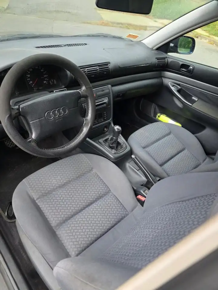Audi A4 1.8 Turbo, foto 7