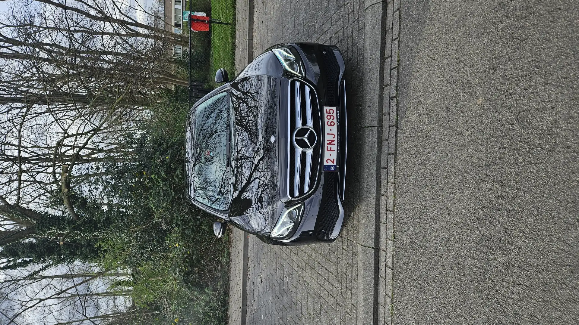 Mercedes-Benz E 220 d Premium Plus auto - 1