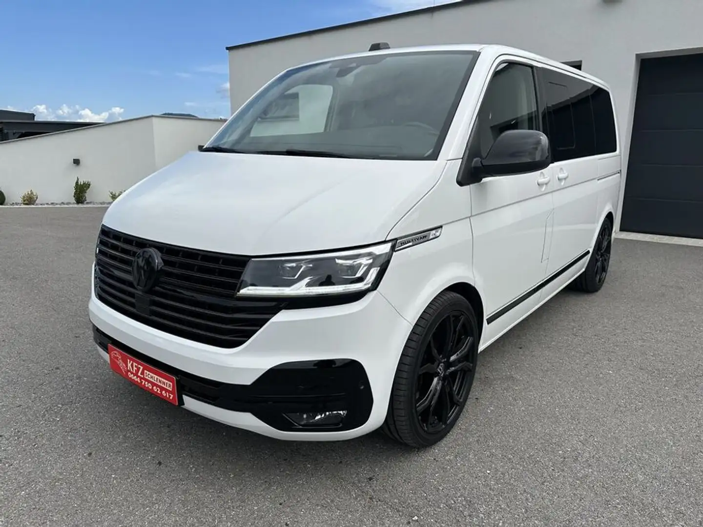 Volkswagen T6.1 Multivan Cruise 4MOTION DSG/Elektrische Türen Weiß - 1