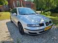 SEAT Leon 1.6-16V Stella 5-deurs *apk:08-2026* Grijs - thumbnail 4