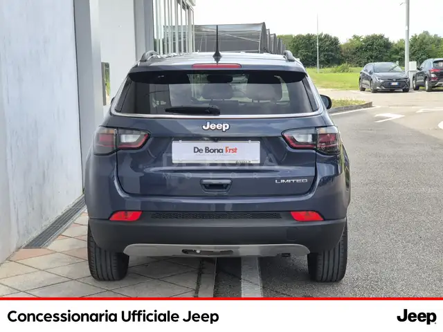 Jeep Compass view 5