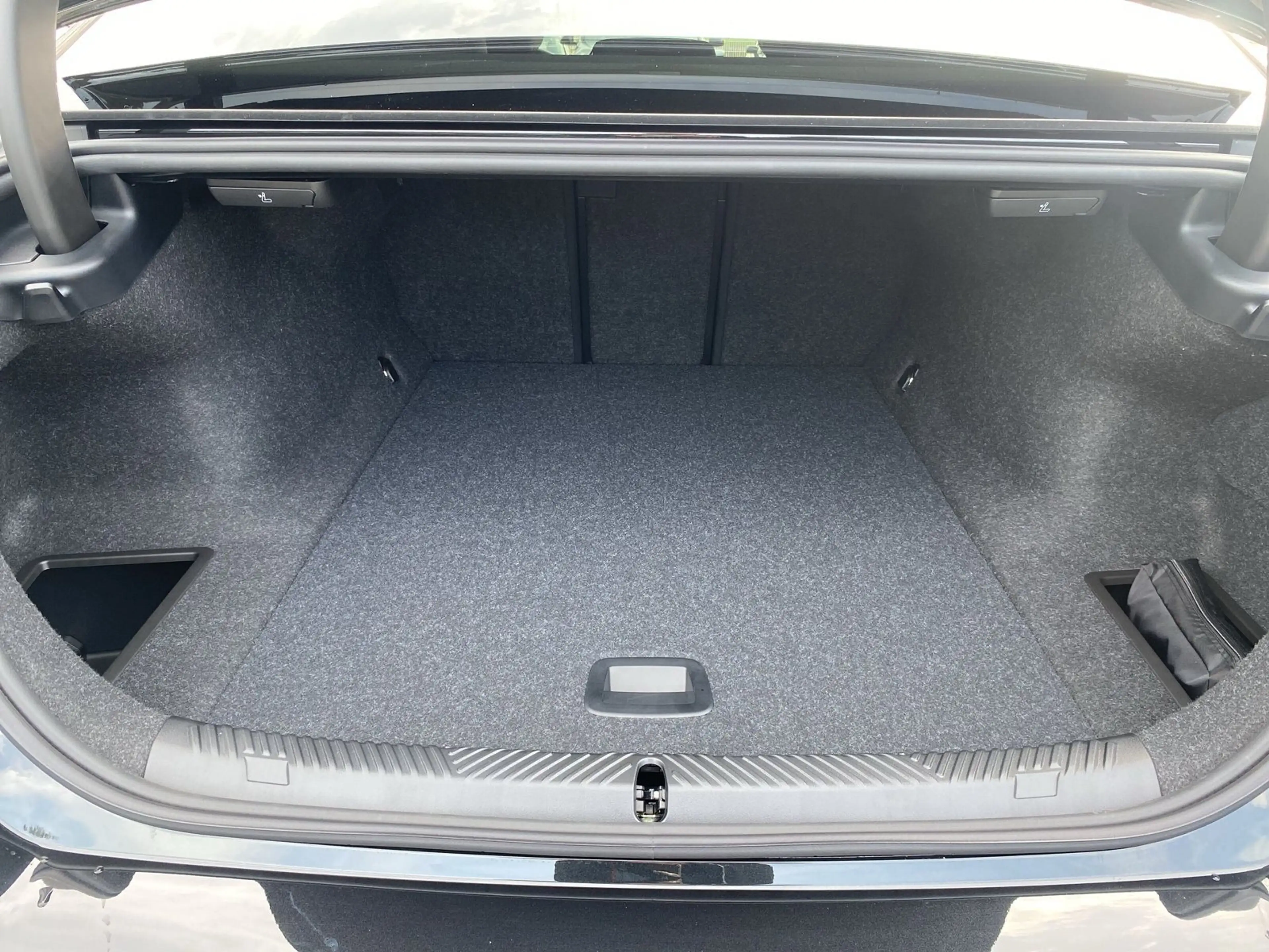 BMW i5 xDrive40 M Sportpaket Head-Up HK UPE: 99.250€ — photo 7