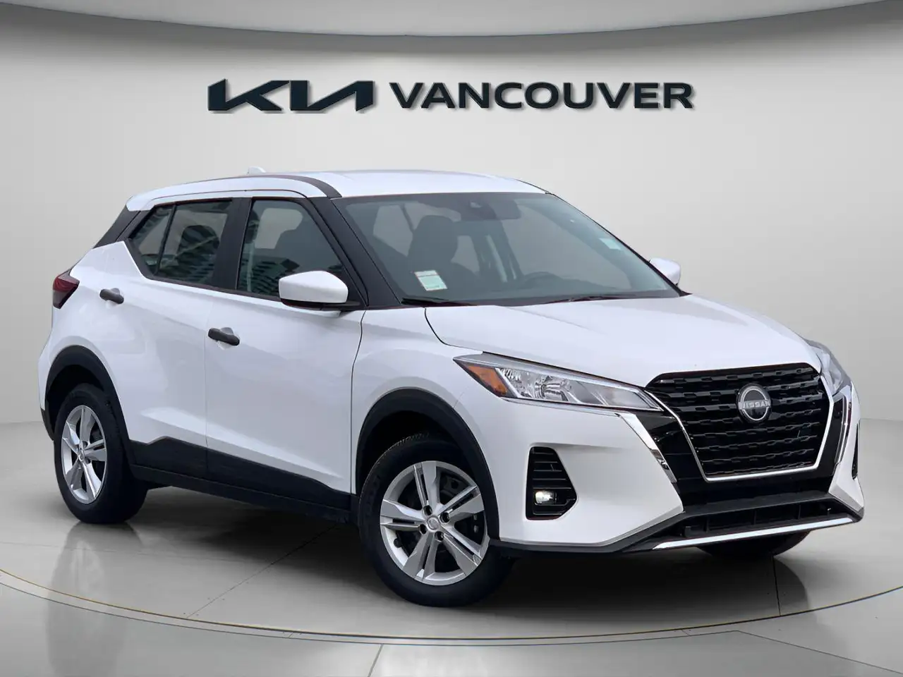 2025 Nissan Kicks