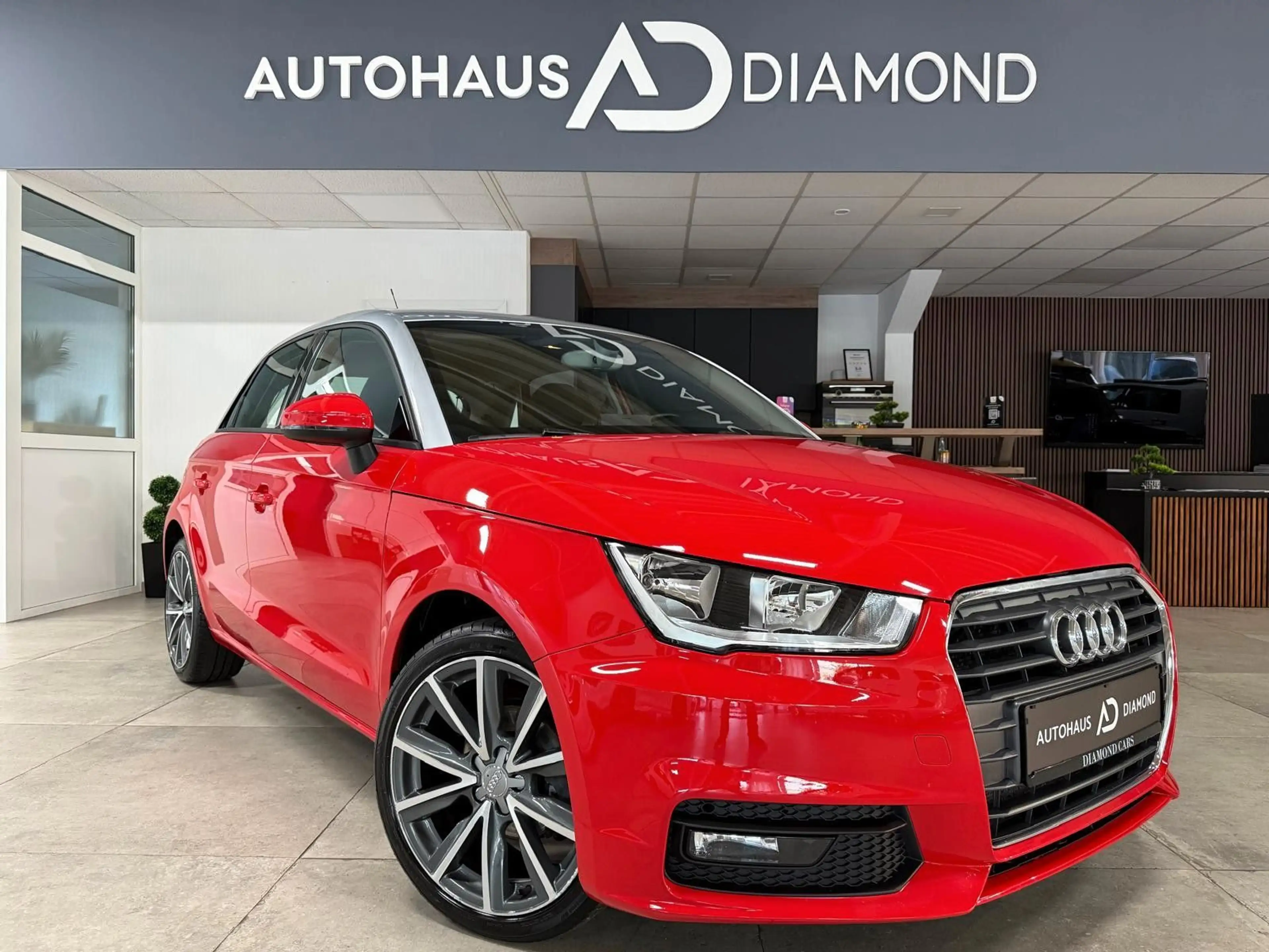 Audi A1 Sportback sport * SHZ * TEMPO * PDC *