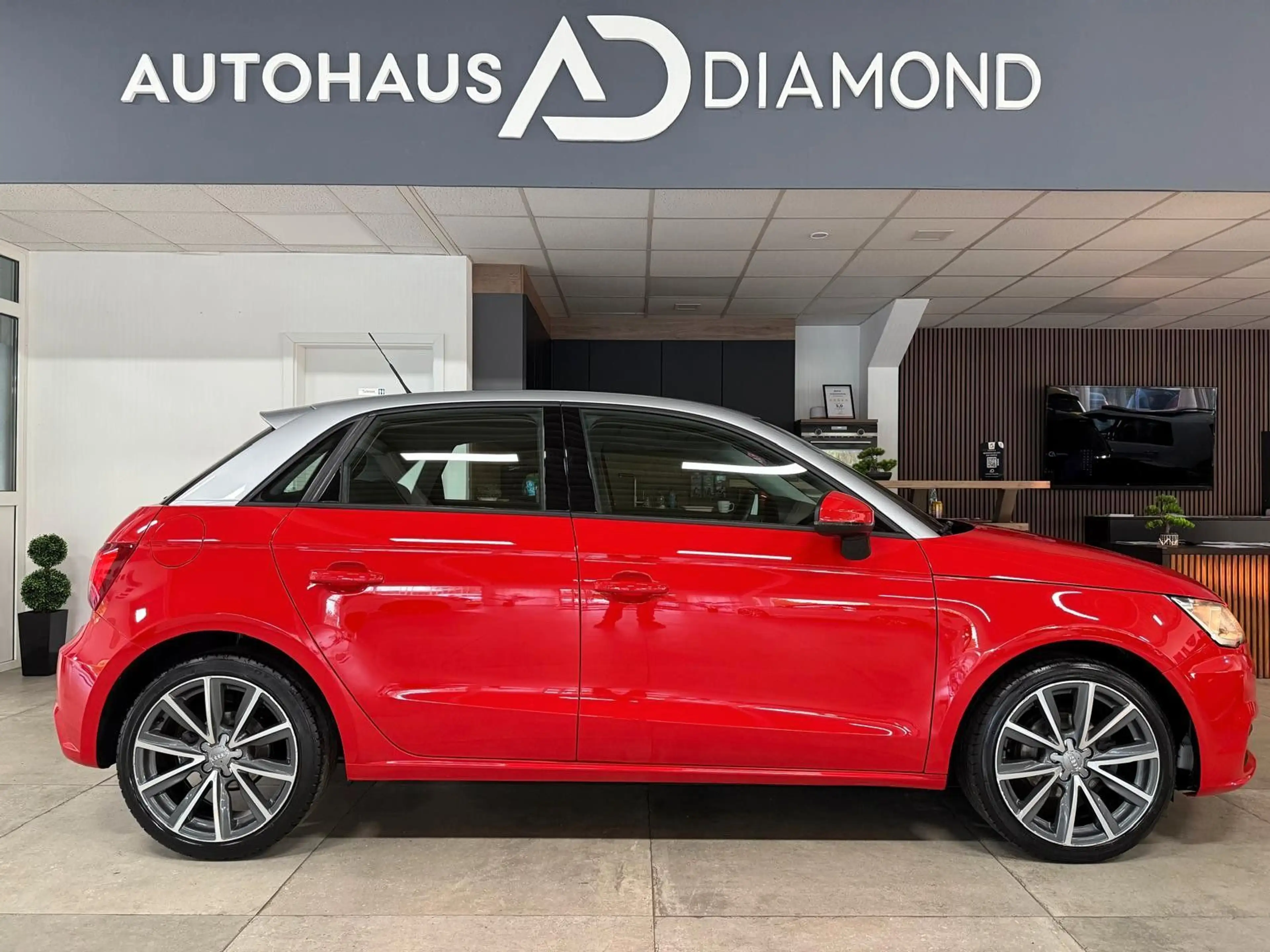 Audi A1 Sportback sport * SHZ * TEMPO * PDC * — photo 7