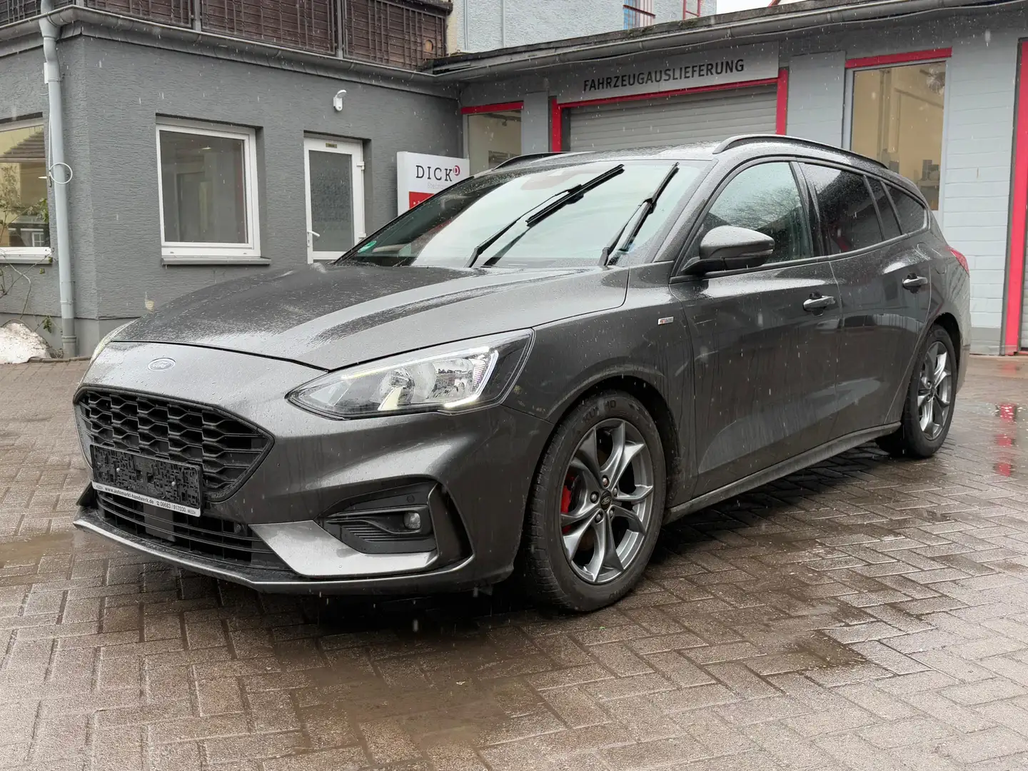 Ford Focus 1.5EB ST-Line NAV+SHZ+AHK+PDC+CARPLAY+TEMP Gris - 2
