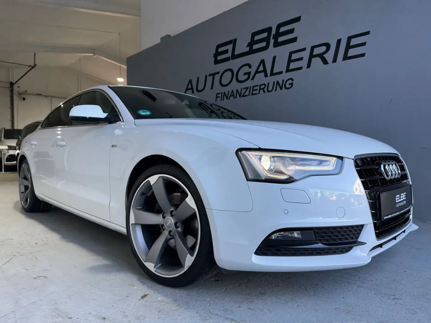 Audi A5 Sportback 1.8 TFSI S-Tronic S-LINE Voll Weiß - 1