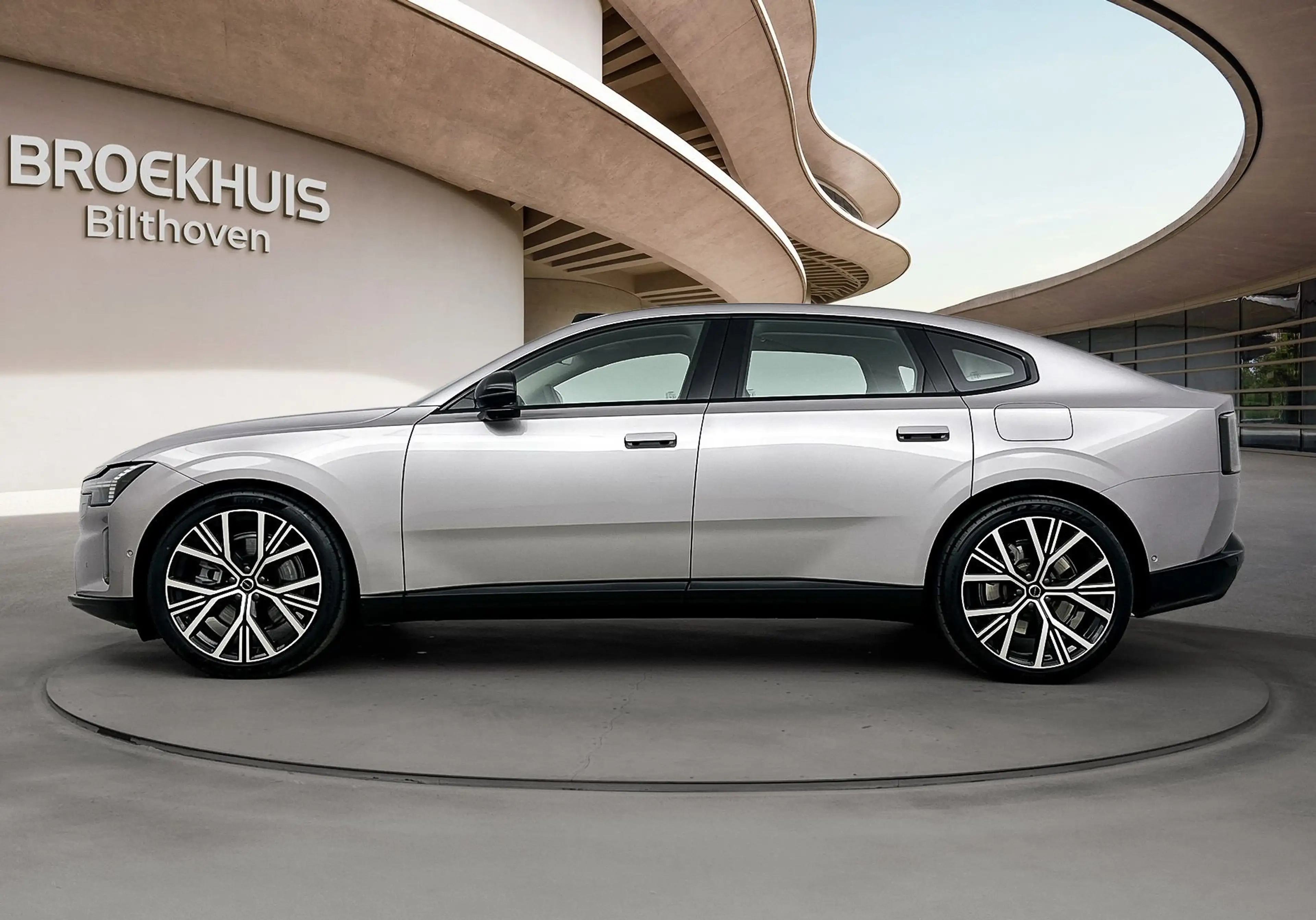 Volvo ES90 Single Motor Extended Range Ultra 92 kWh | Park Pi — photo 10