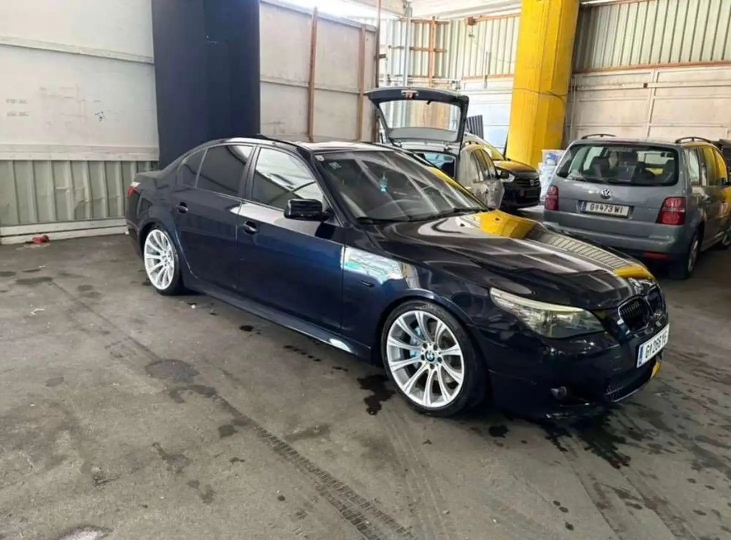 BMW 530 530i Aut. Schwarz - 1