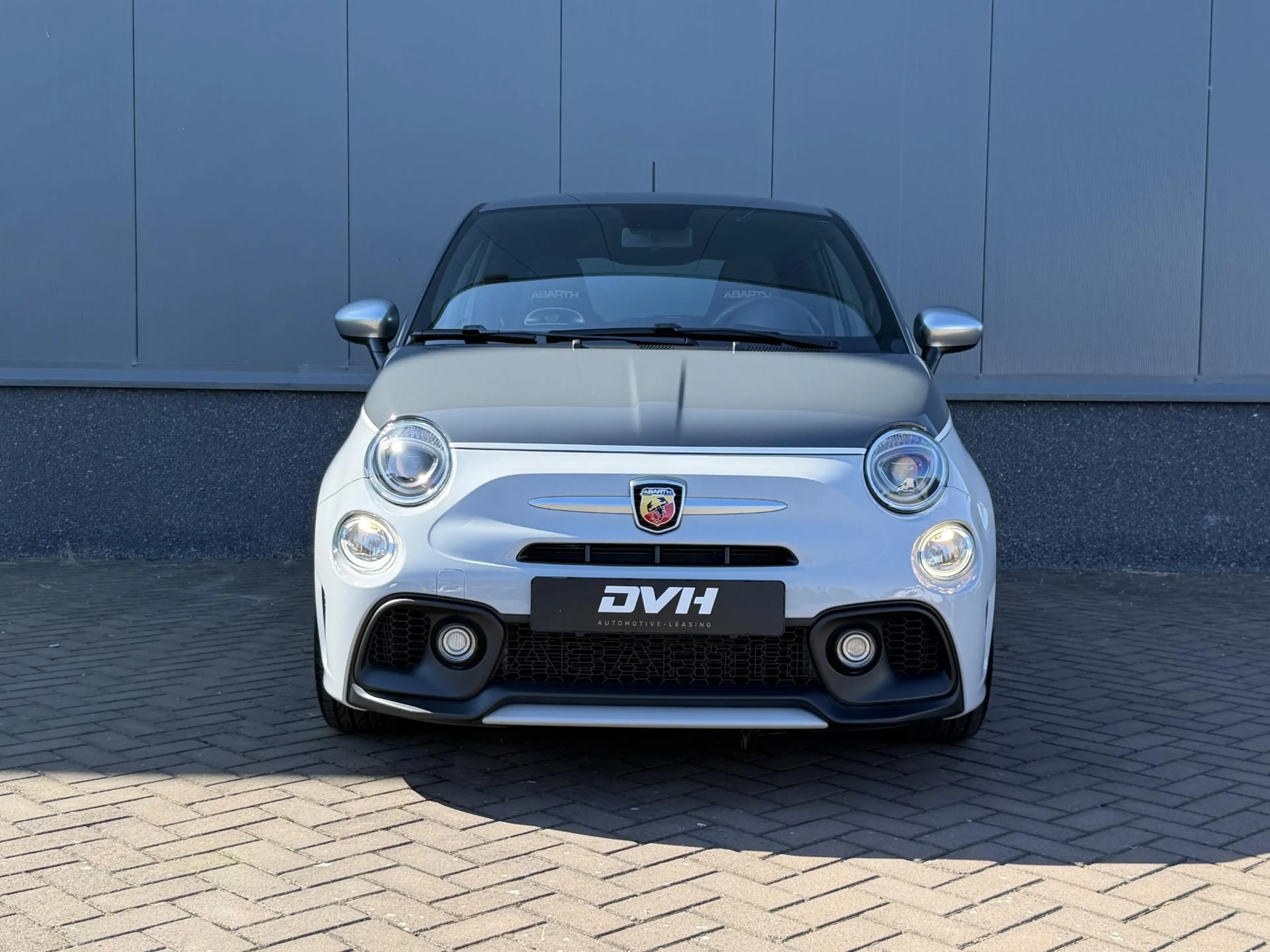 Abarth 595 Turismo 1.4 T-Jet 70th Anniversary BEATS | 1e EIGENAAR — photo 2