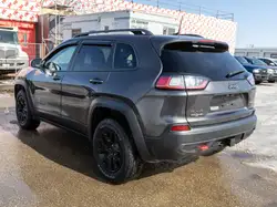 Jeep Cherokee снимка Jeep Cherokee