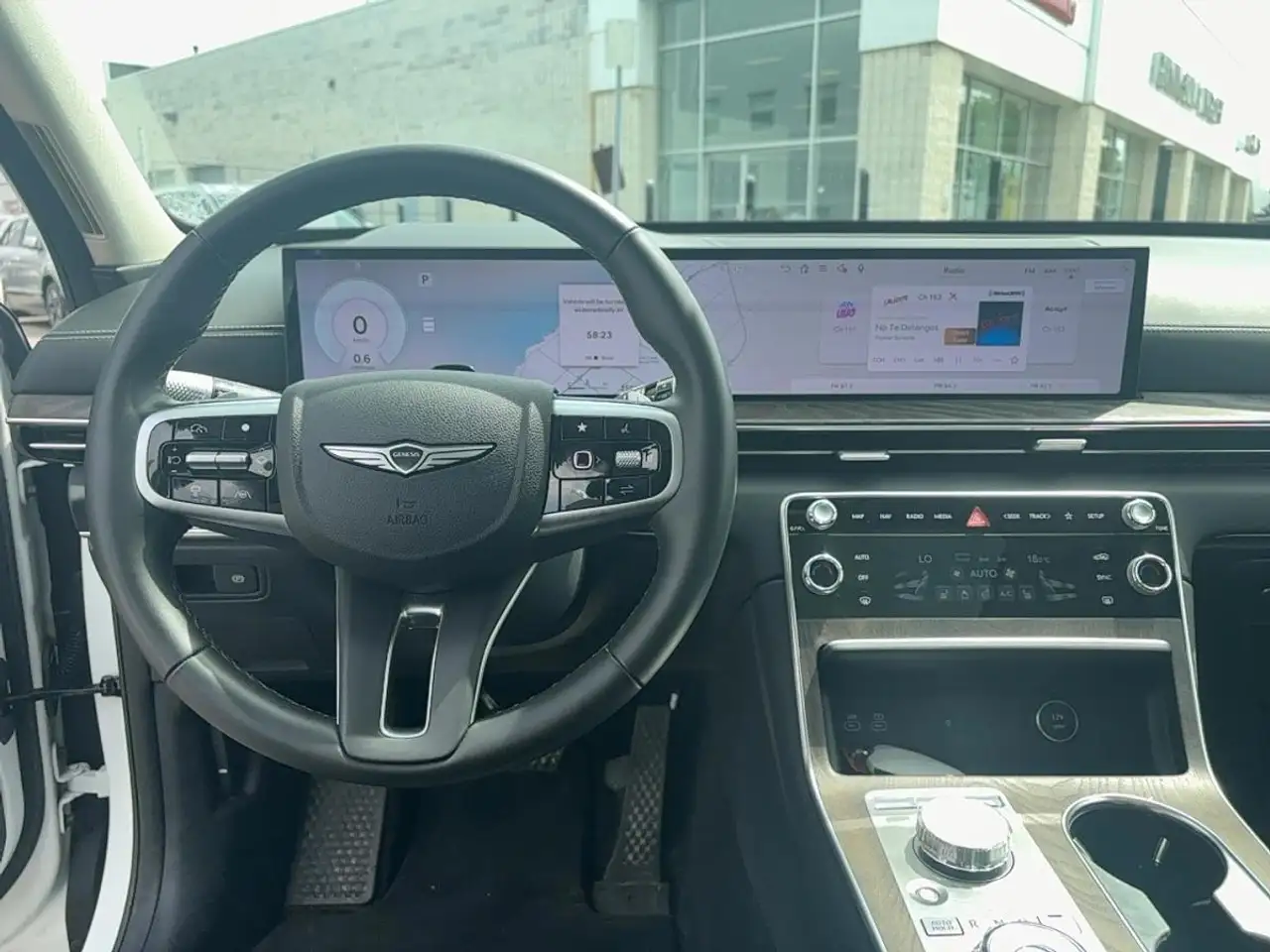 Genesis GV80 снимка Genesis GV80