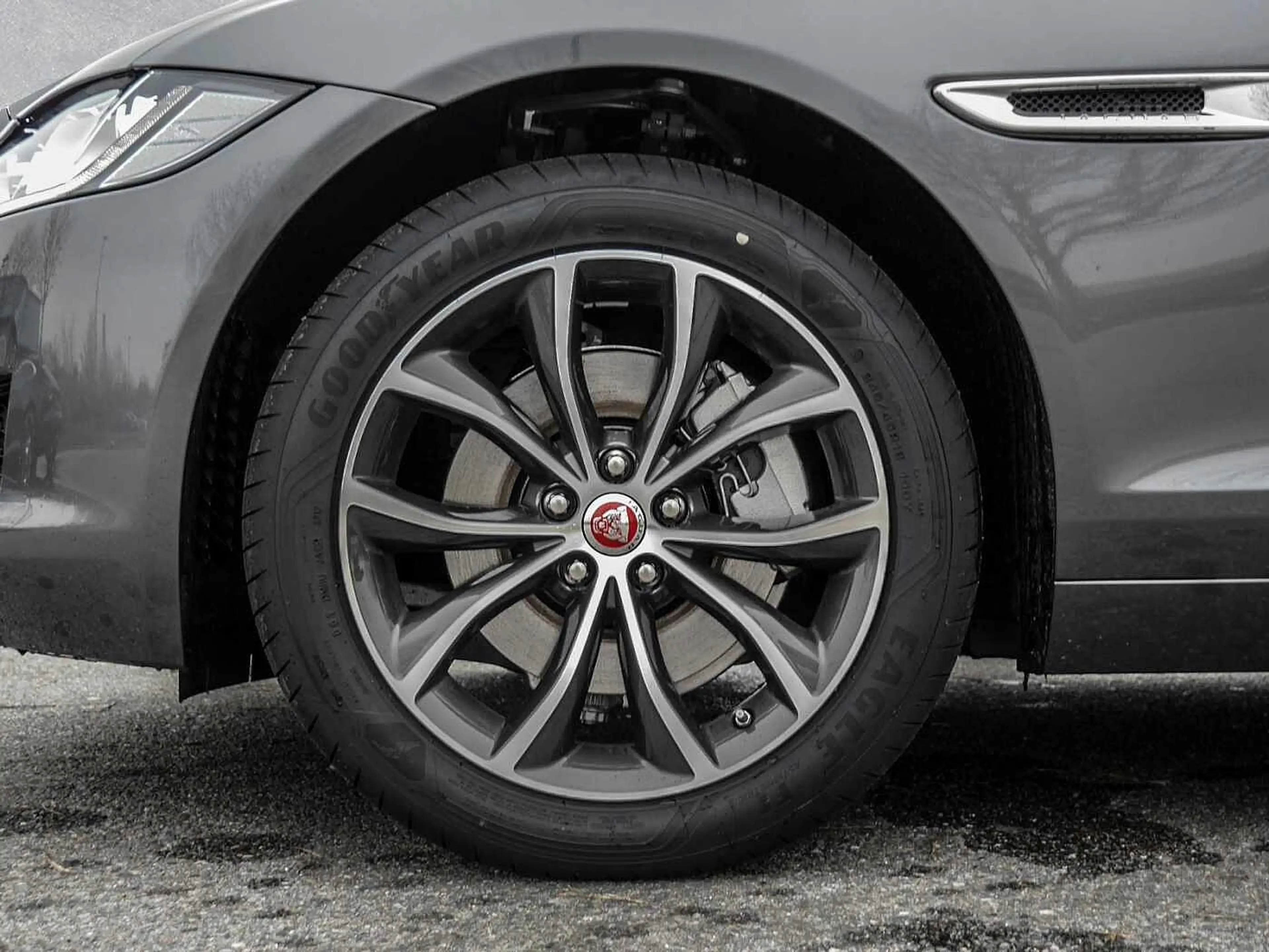 Jaguar XF 20d Sportbrake Aut. Prestige — photo 9