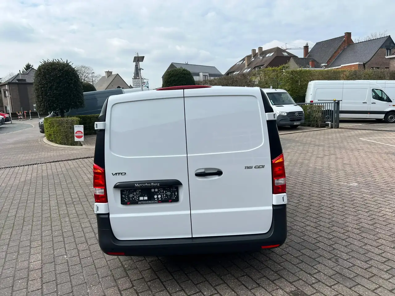 Mercedes-Benz Vito 116 L2 RWD AUTO (29.500€ex.) — foto 6