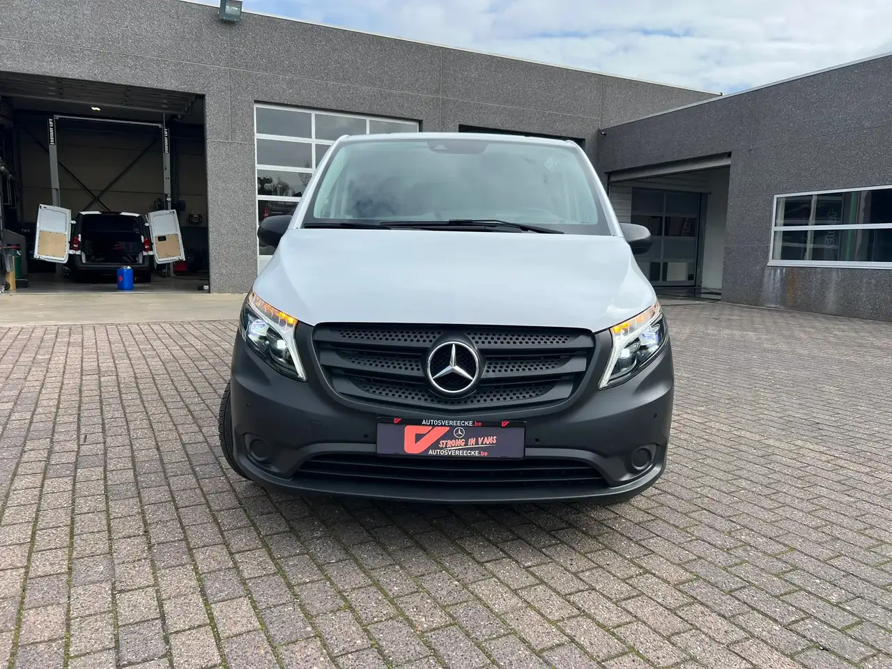 Mercedes-Benz Vito 116 L2 RWD AUTO (29.500€ex.) — foto 2