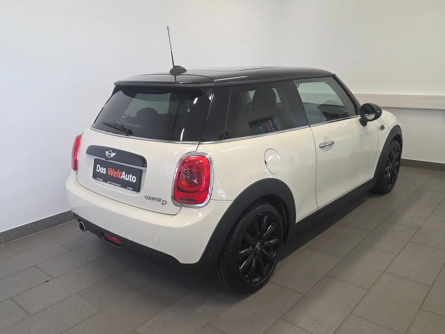 MINI Cooper D Hatch Cooper D Weiß - 2