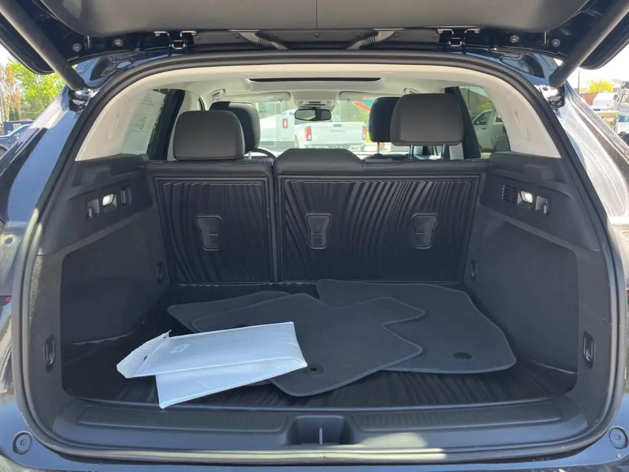 Buick Envision снимка Buick Envision
