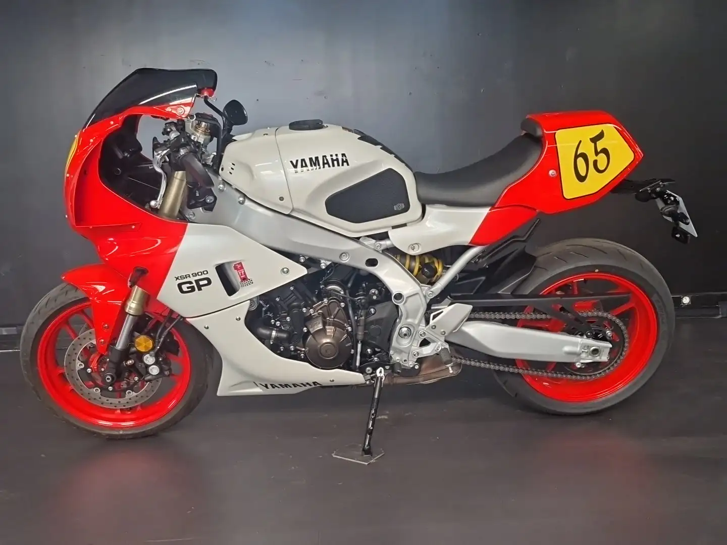 Yamaha XSR 900 - 2