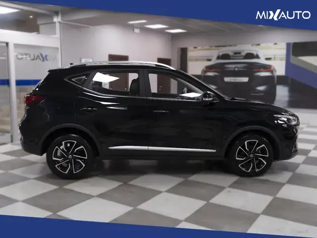 MG ZS view 6