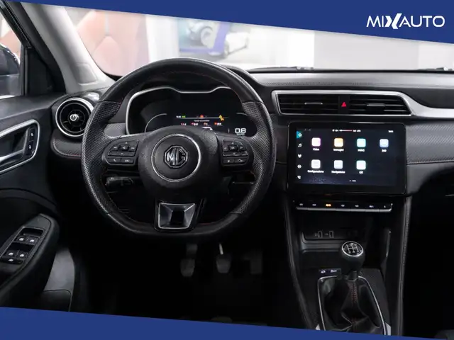 MG ZS view 11