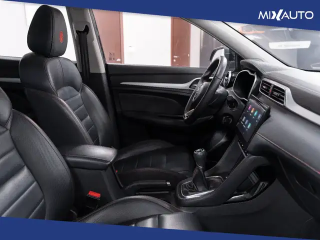MG ZS view 14