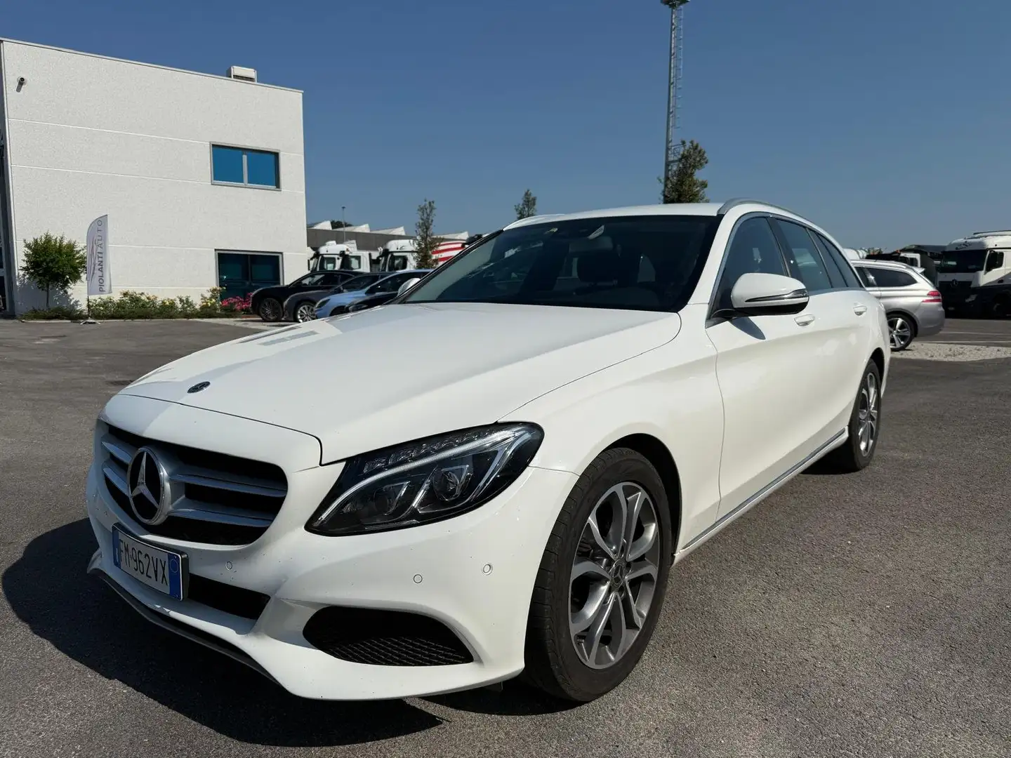 Mercedes-Benz C 180 C SW 180 d (bt) Sport auto Weiß - 1