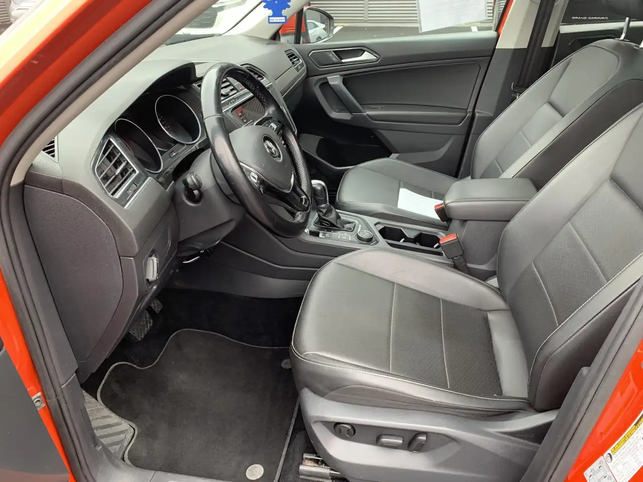 Volkswagen Tiguan снимка Volkswagen Tiguan