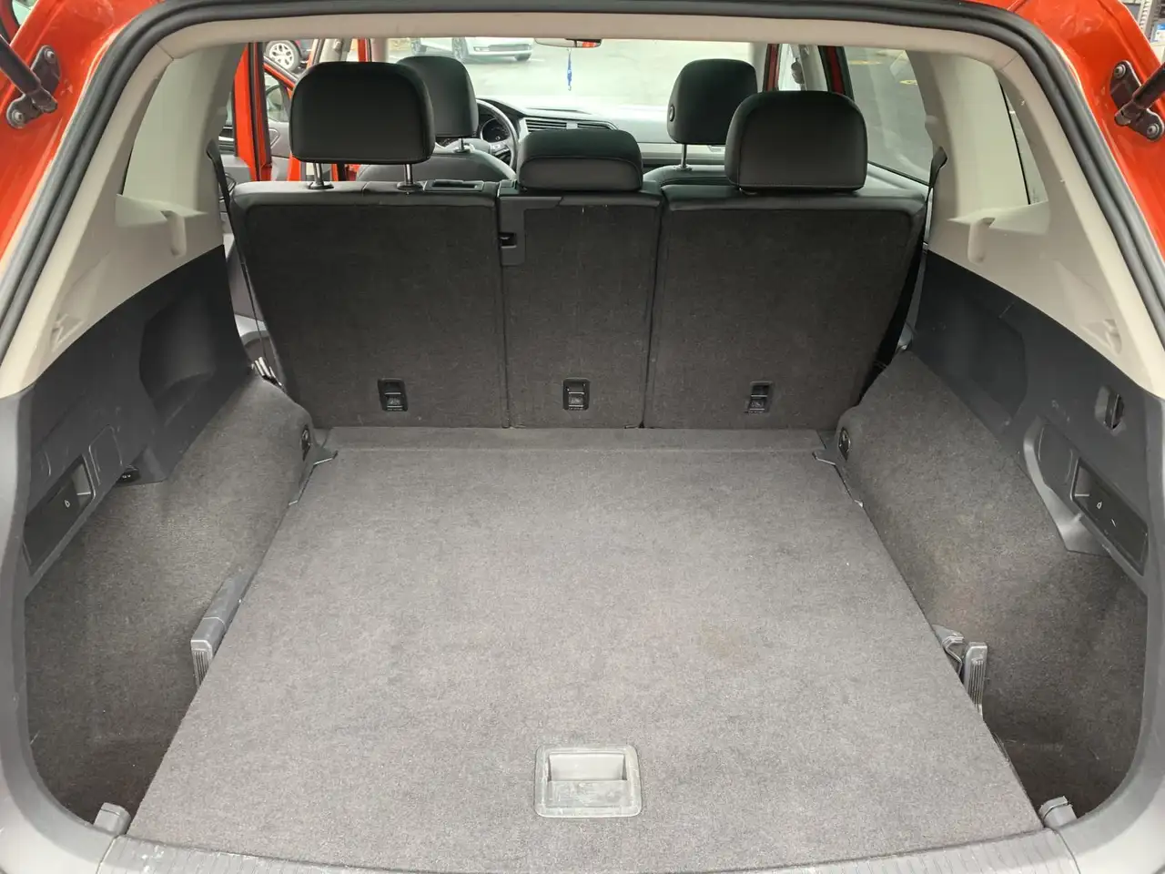 Volkswagen Tiguan снимка Volkswagen Tiguan