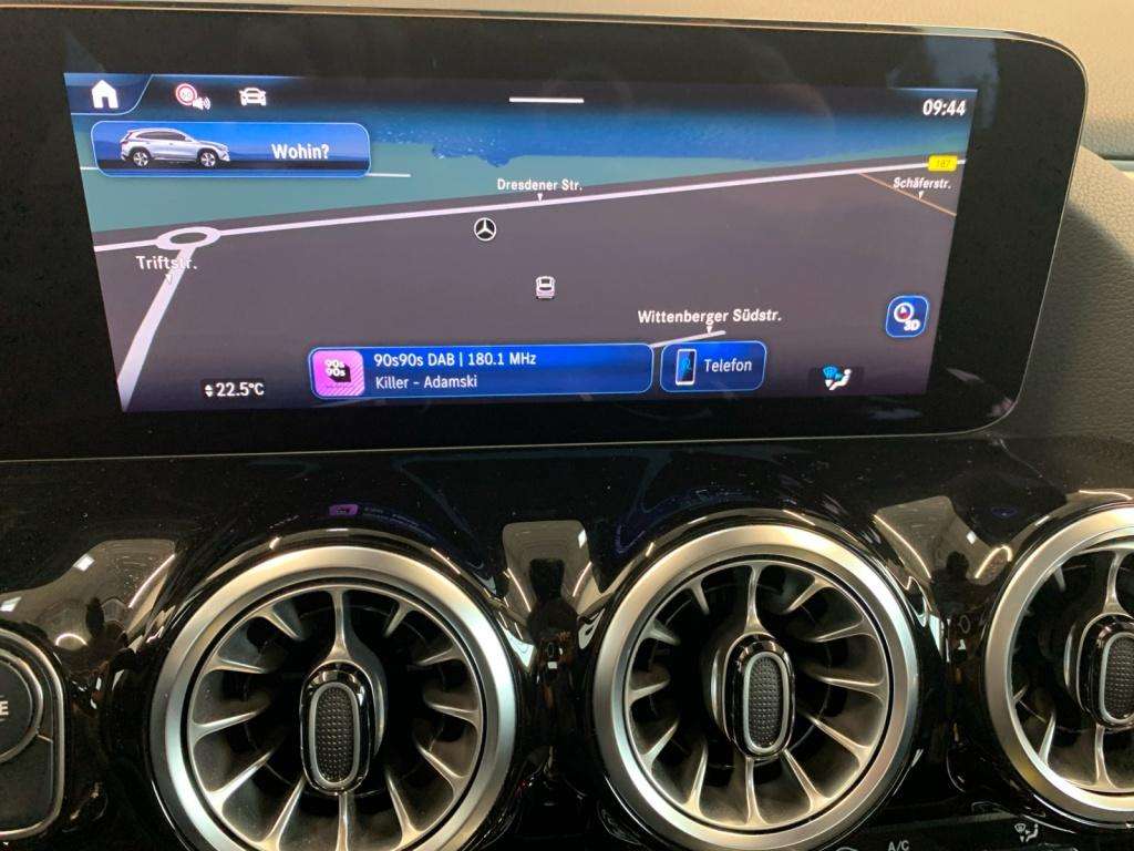 Mercedes-Benz GLA 180