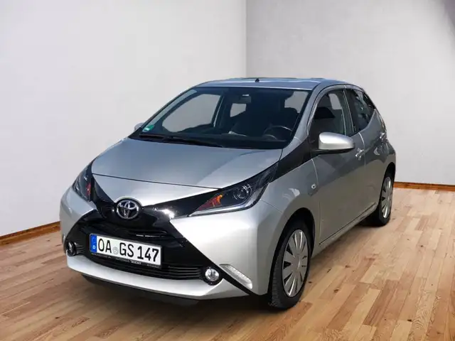 Toyota Aygo (X) 1.0 x play touch