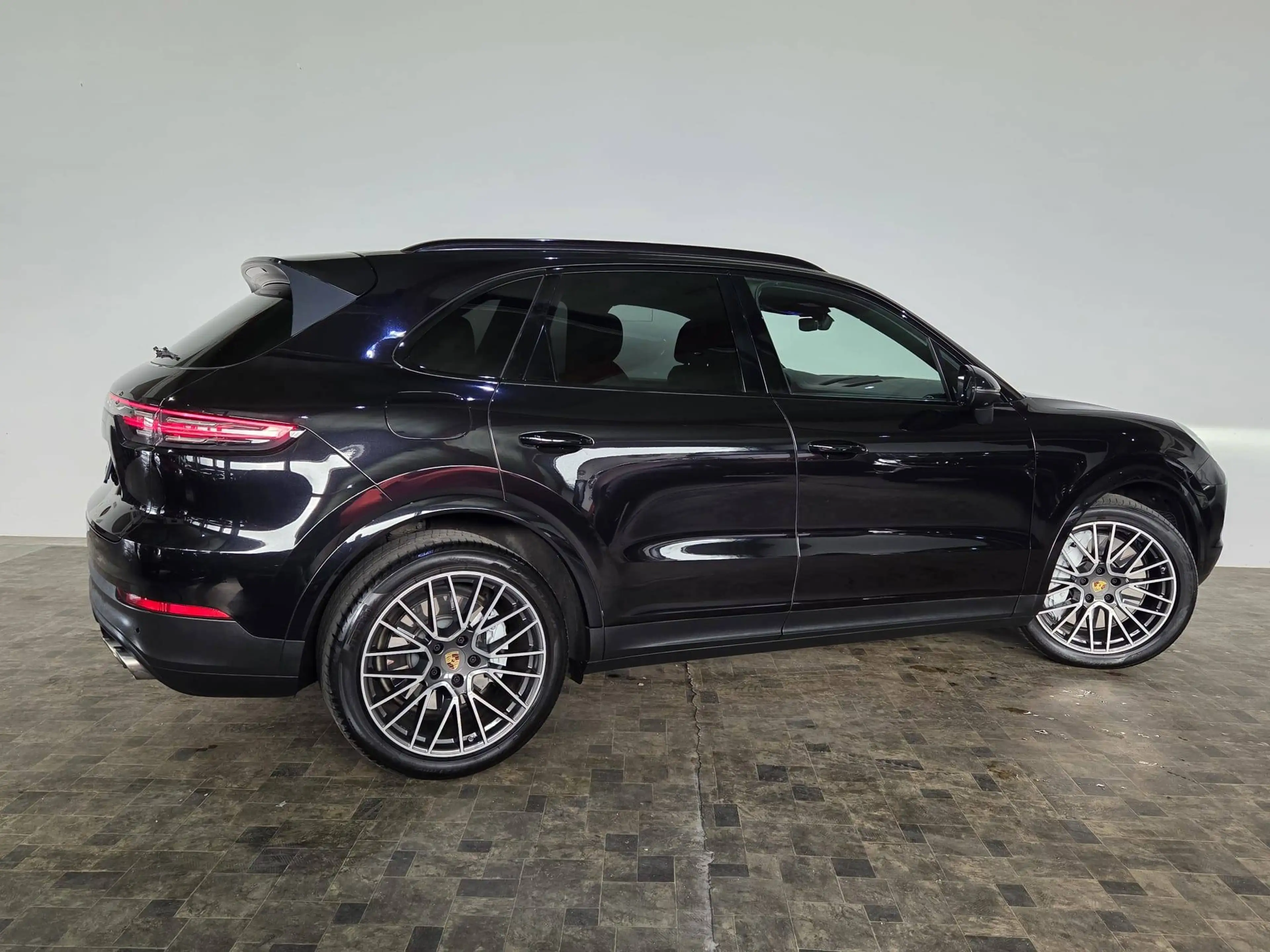 Porsche Cayenne S, LED, Pano, Bose, ACC — photo 8