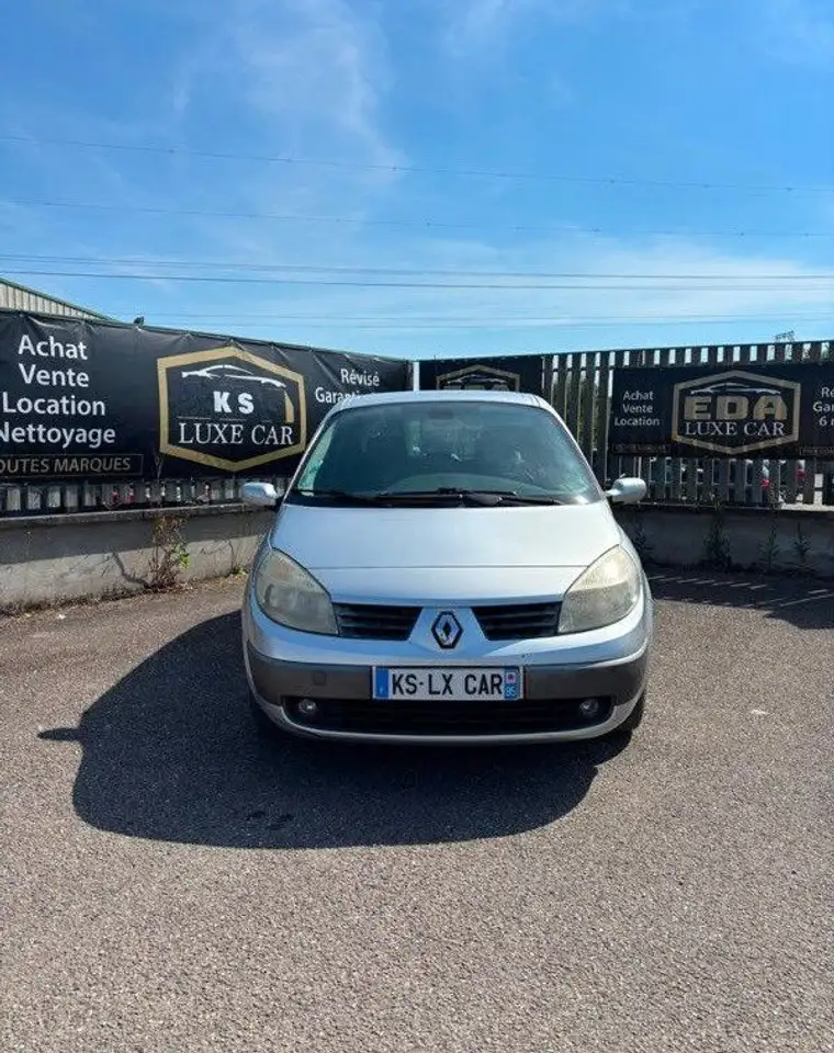 Renault Scenic ScÃ©nic II 1.5 dCi 105CV