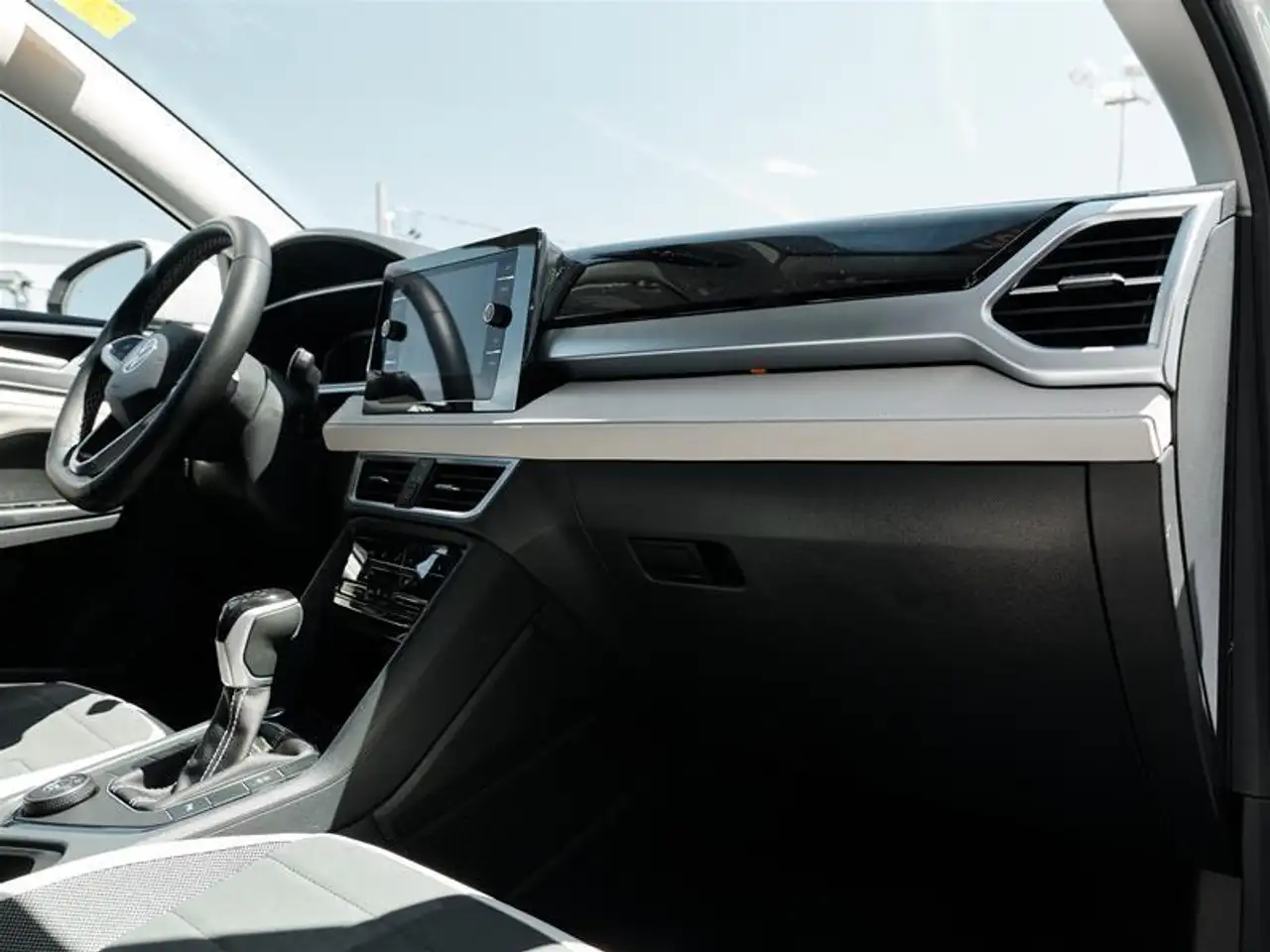 Volkswagen Taos снимка Volkswagen Taos