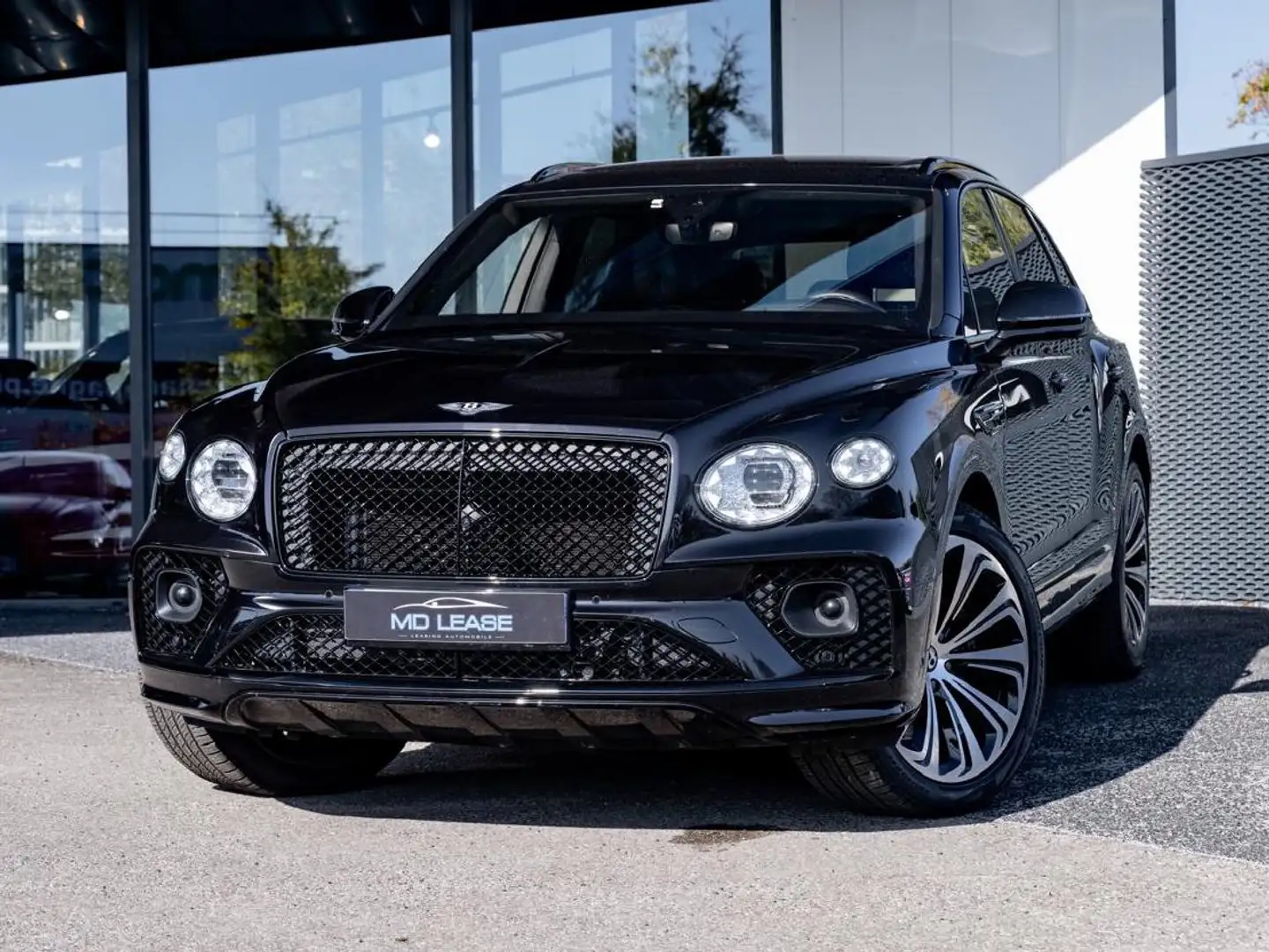 Bentley Bentayga V6 Hybride 3.0 450 ch BVA Černá - 1