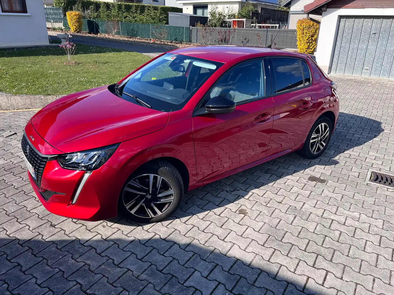Peugeot 208 PureTech 100 S