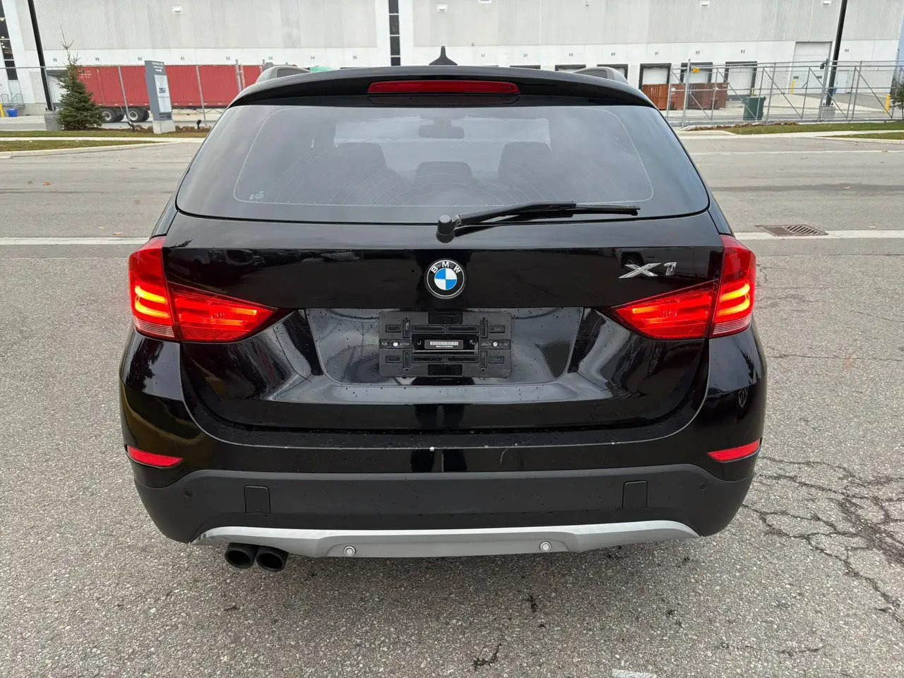 BMW X1 снимка BMW X1