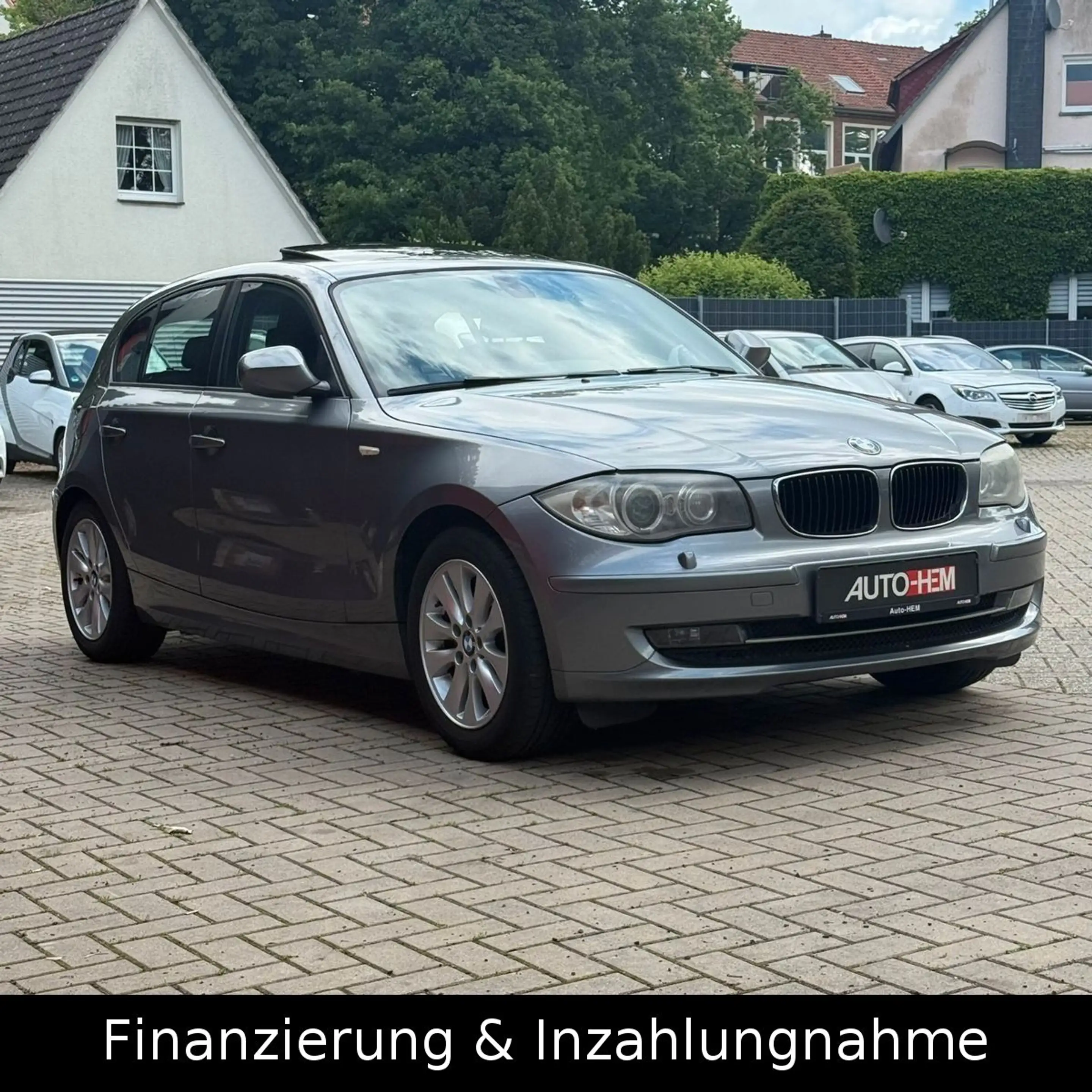 BMW 120 d Navi Xenon Schiebedach Sitzhzg Sportsitze — photo 5