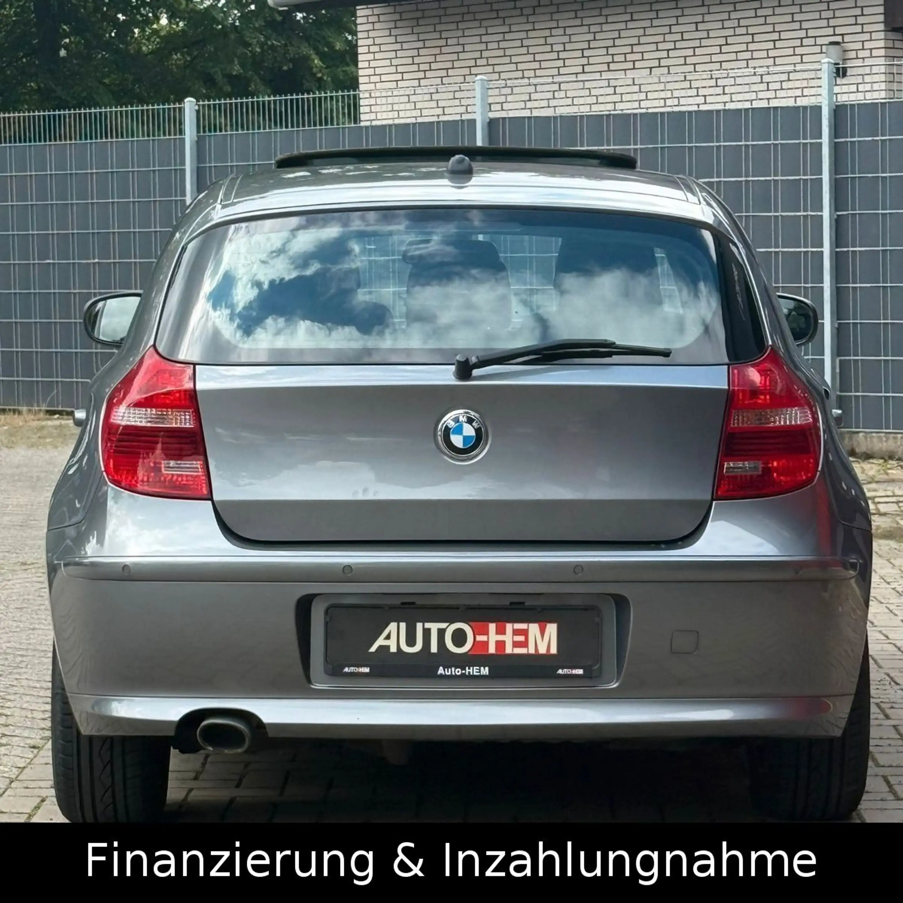 BMW 120 d Navi Xenon Schiebedach Sitzhzg Sportsitze — photo 7