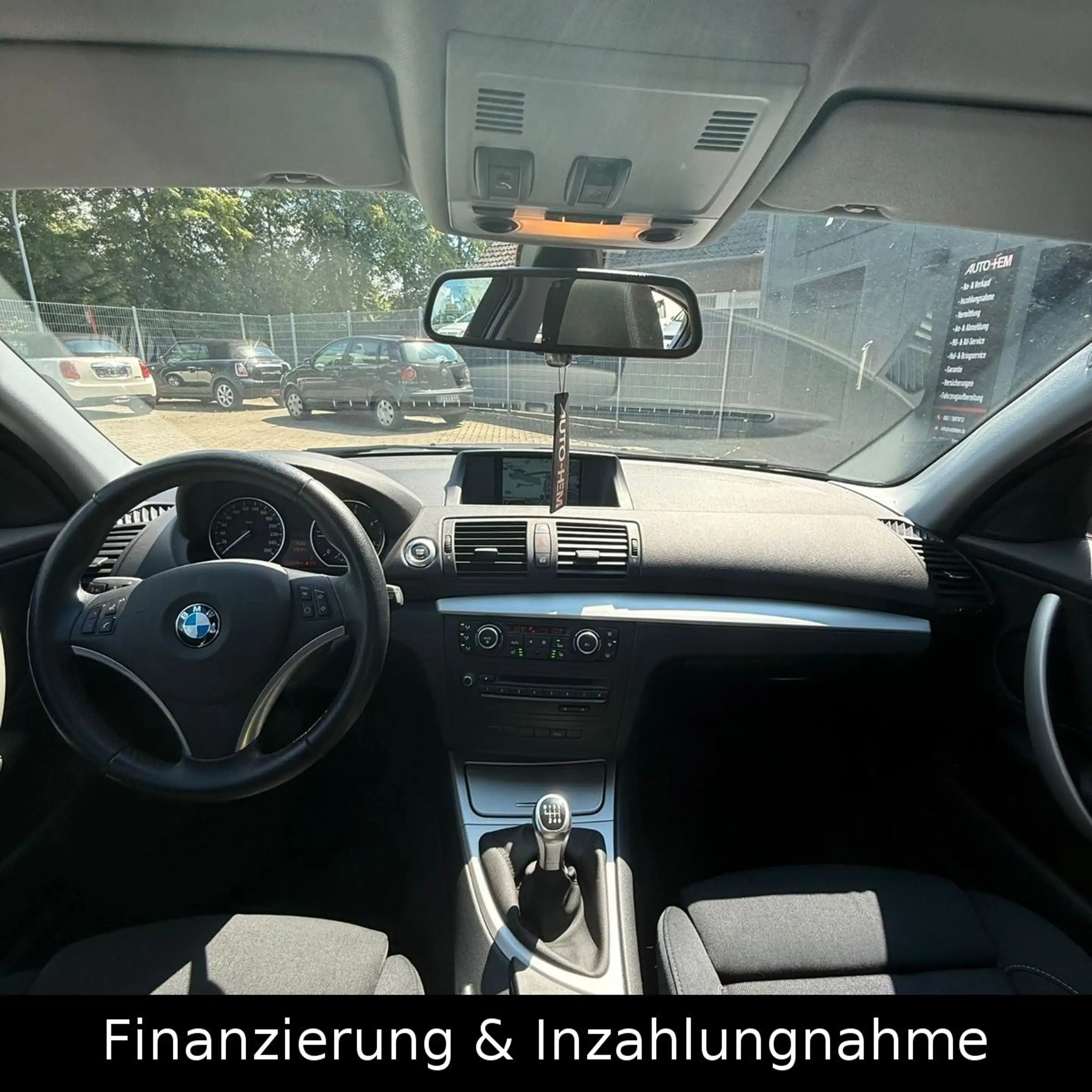 BMW 120 d Navi Xenon Schiebedach Sitzhzg Sportsitze — photo 10