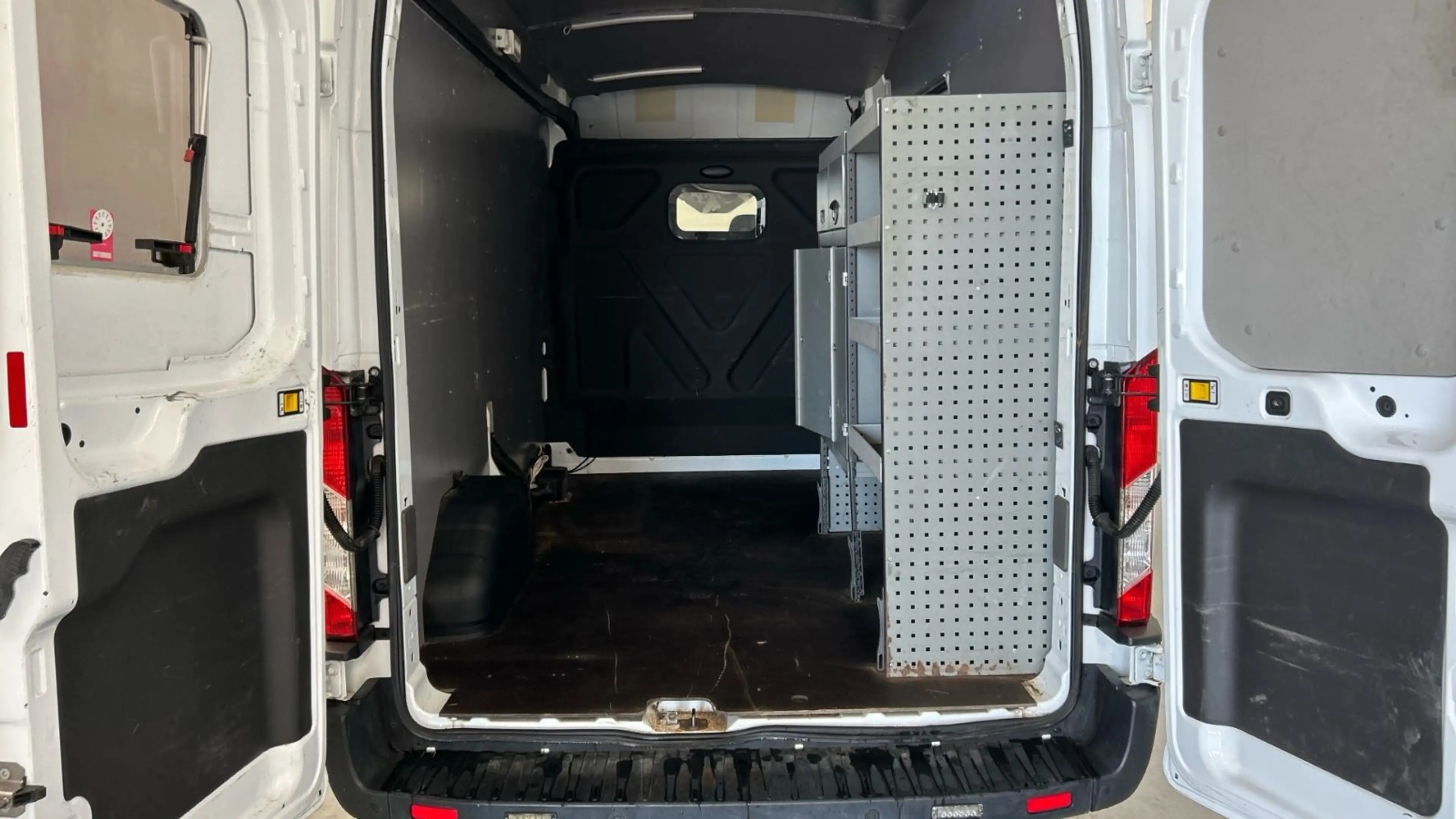 Ford Transit TRANSIT 350 L2H3 TREND KAMERA/STANDHZ/TEMPOMAT — photo 7