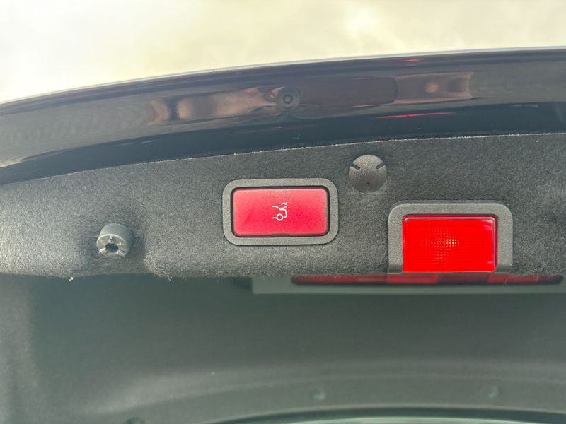 Mercedes-Benz C 250 CGI Exclusive LED, Navi, SHZ, Kamera, BT — photo 9