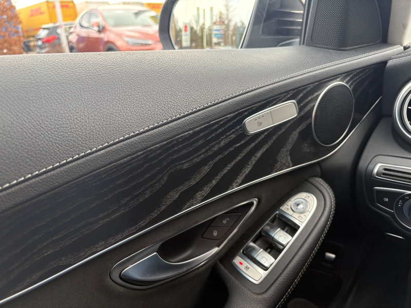 Mercedes-Benz C 250 CGI Exclusive LED, Navi, SHZ, Kamera, BT — photo 12